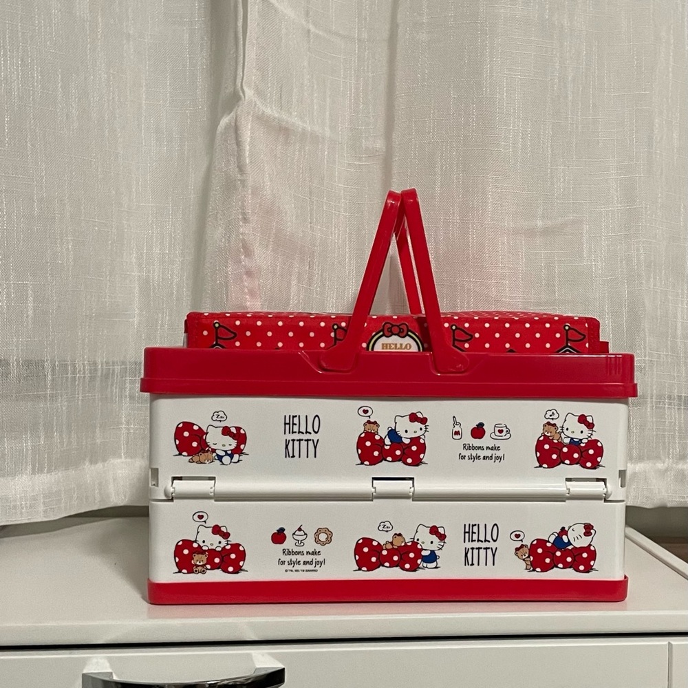 Hello Kitty Collapsible Storage Set Basket with Handles and Collapsible Box